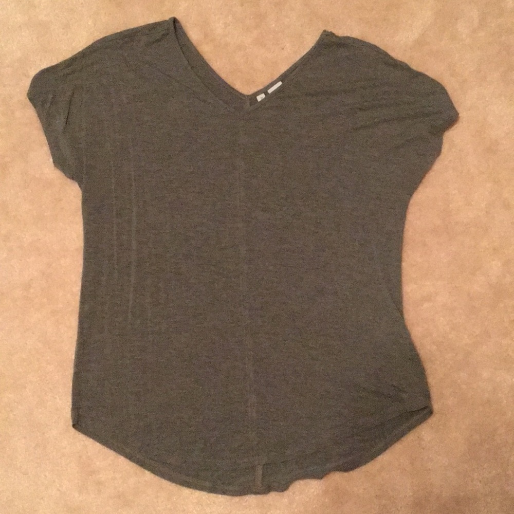 ✨Gray V Neck✨